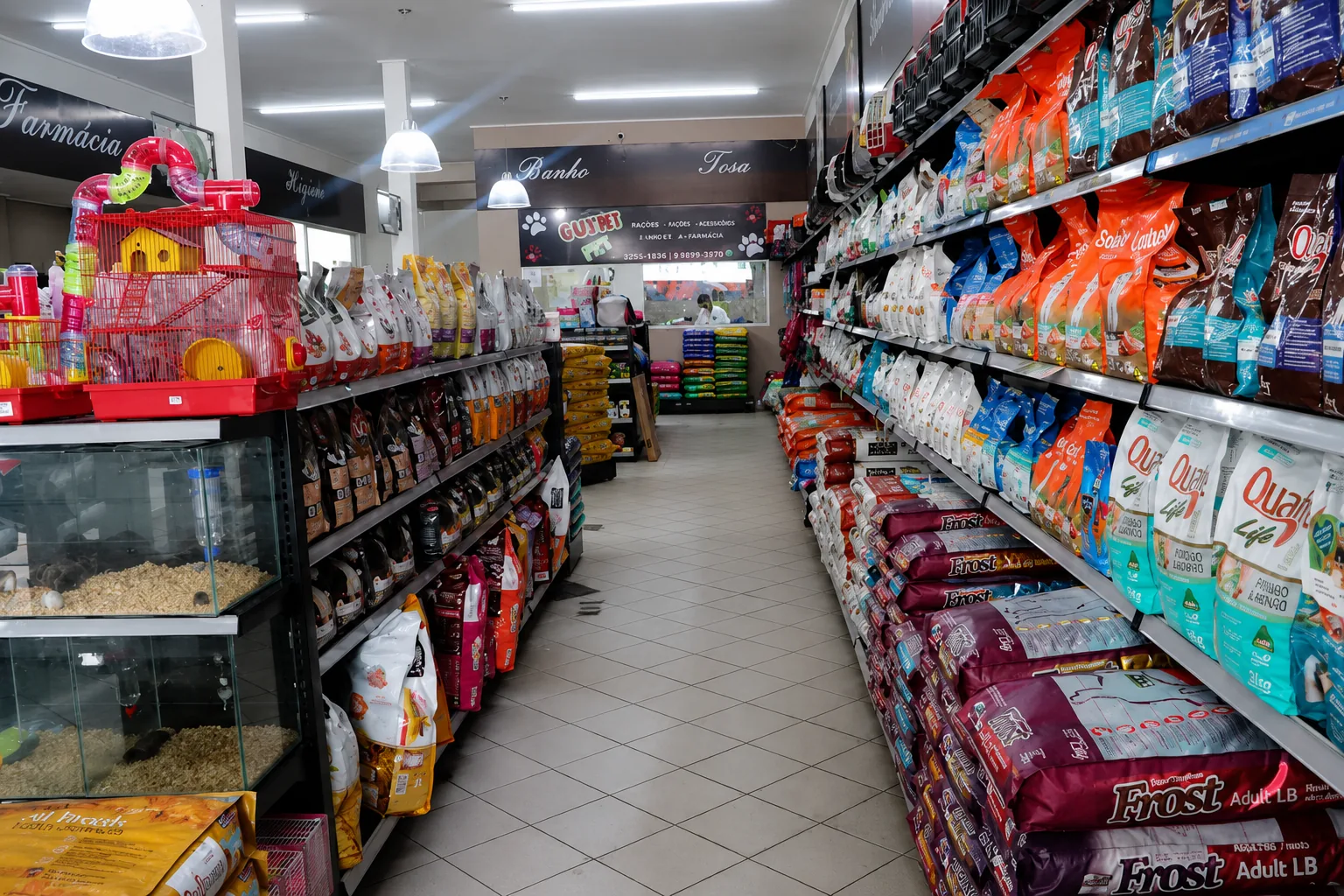 Interior da loja GuiniPet
